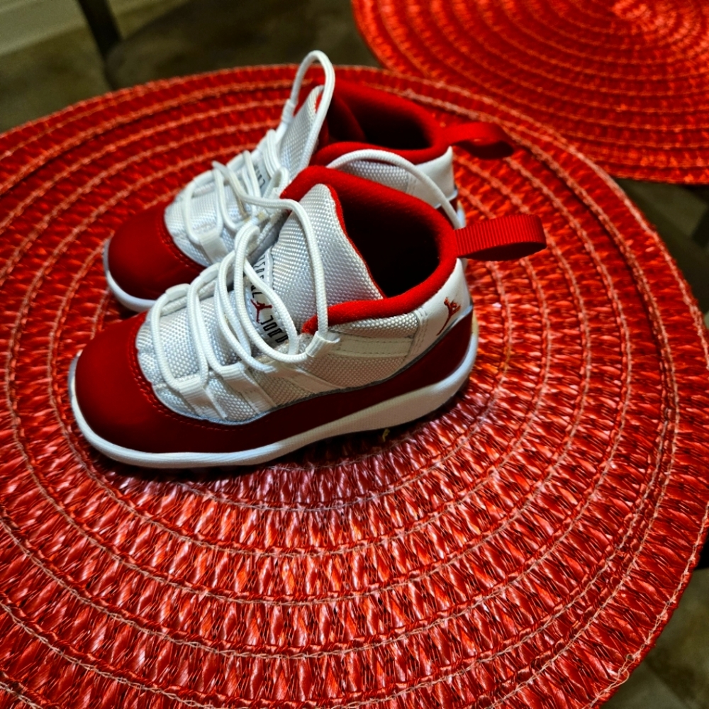 Jordan 11 red toddler